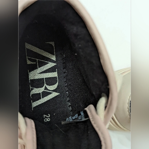 ZARA Pastel Pink Lug Sole High Top Sneakers Girl\'s Size 11 main image 6